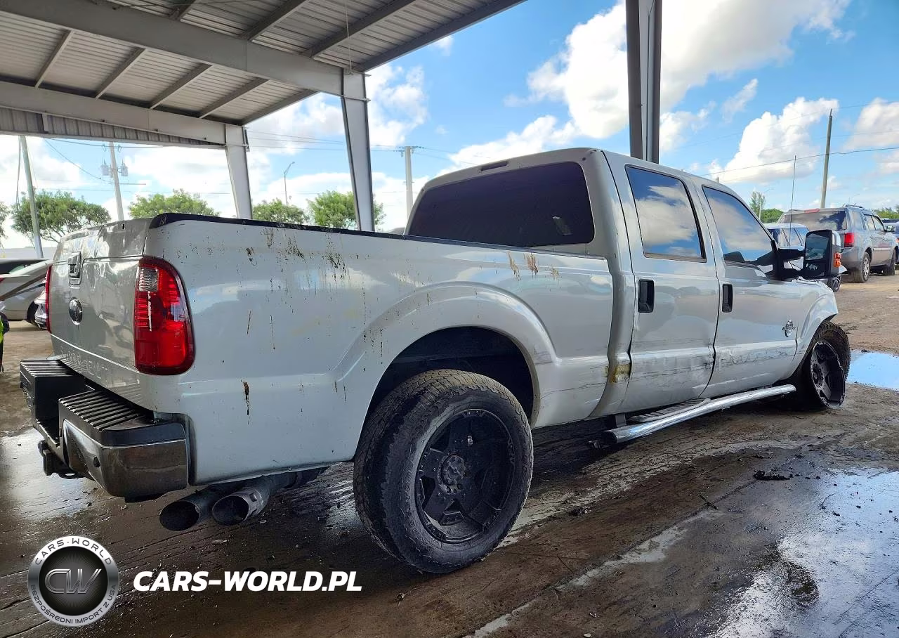 2011 Ford F250 Super Duty VIN:1FT7W2AT3BEA62855 - 3