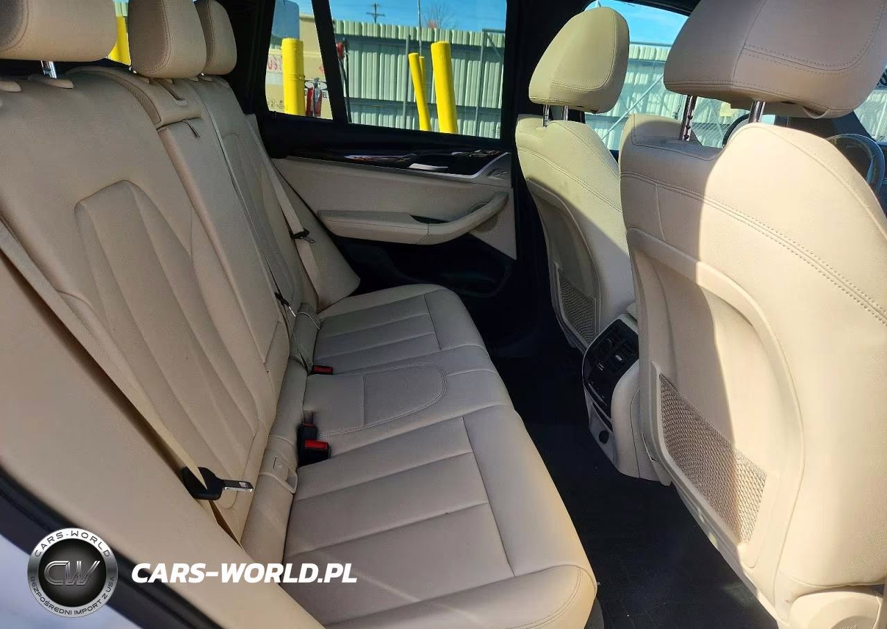 2018 BMW X3 xDrive30I VIN:5UXTR9C57JLD88814 - 11