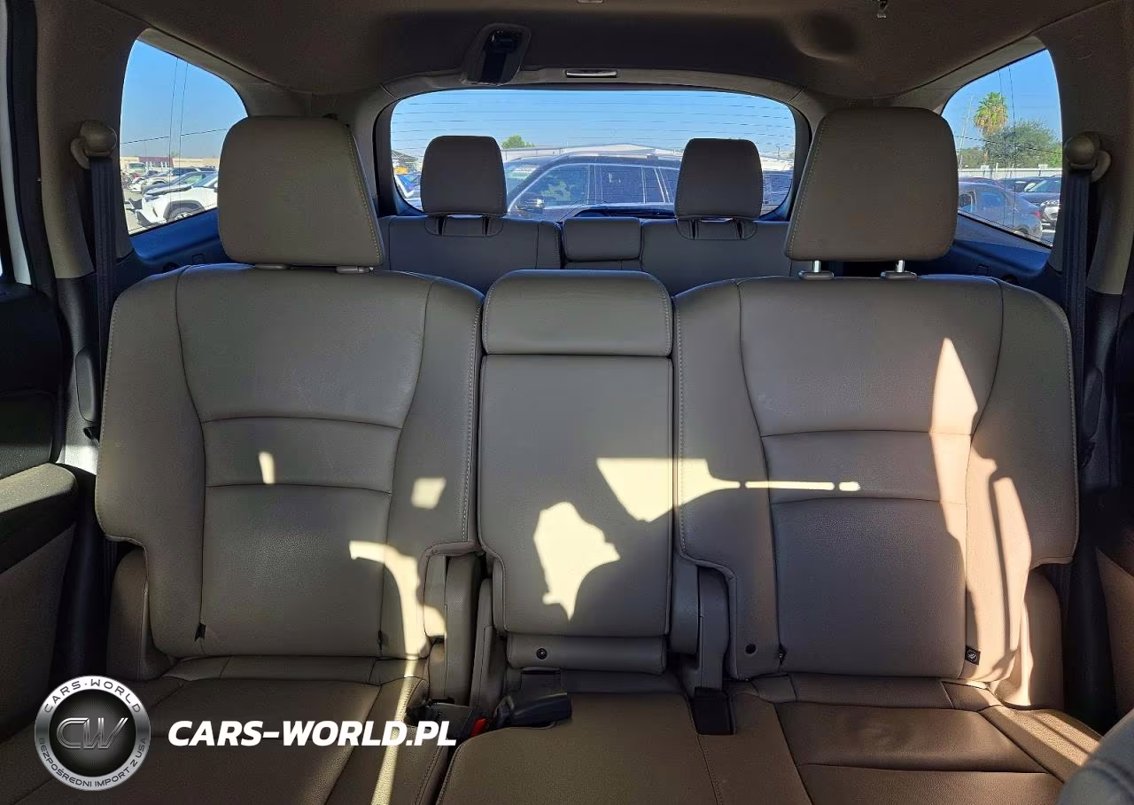 2016 Honda Pilot Touring VIN:5FNYF6H99GB098965 - 10