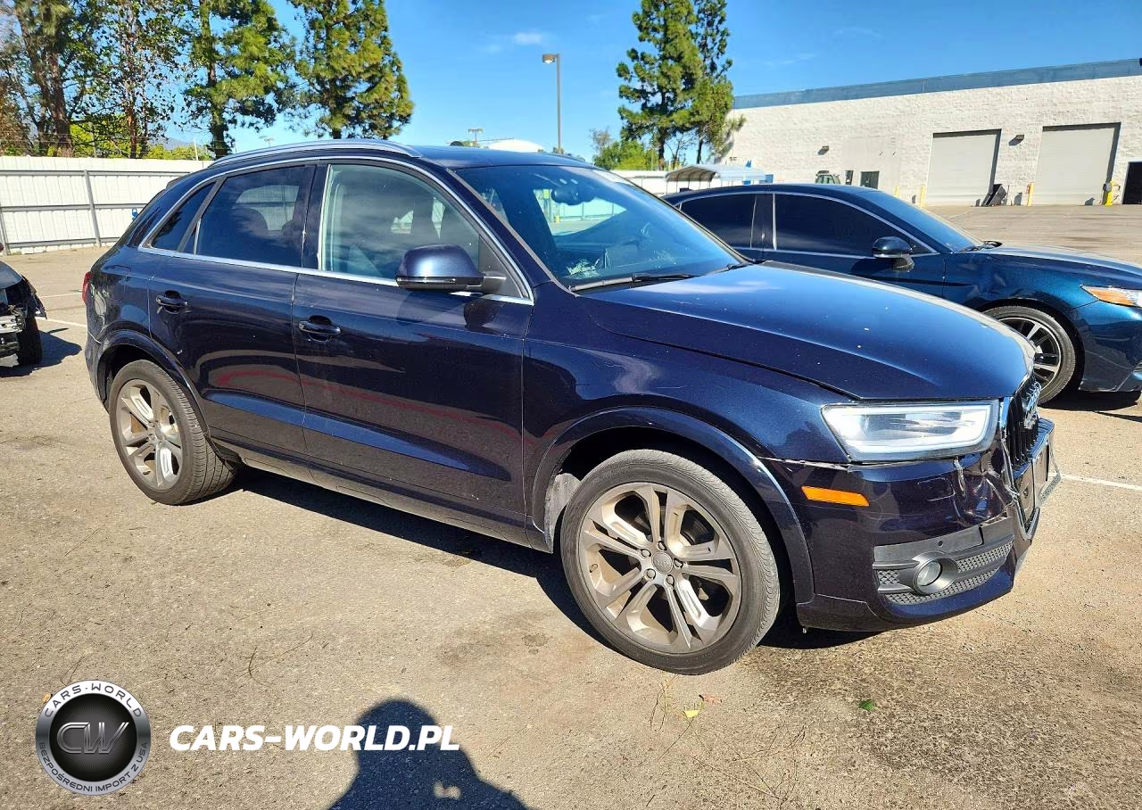 2015 Audi Q3 Prestige VIN:WA1GFCFSXFR006524 - 4