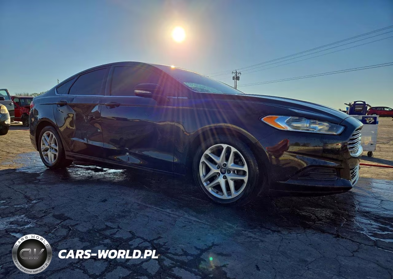 2015 Ford Fusion Se VIN:1FA6P0H75F5120613 - 4
