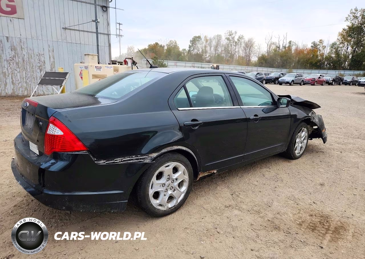 2010 Ford Fusion Se VIN:3FAHP0HA6AR337226 - 3