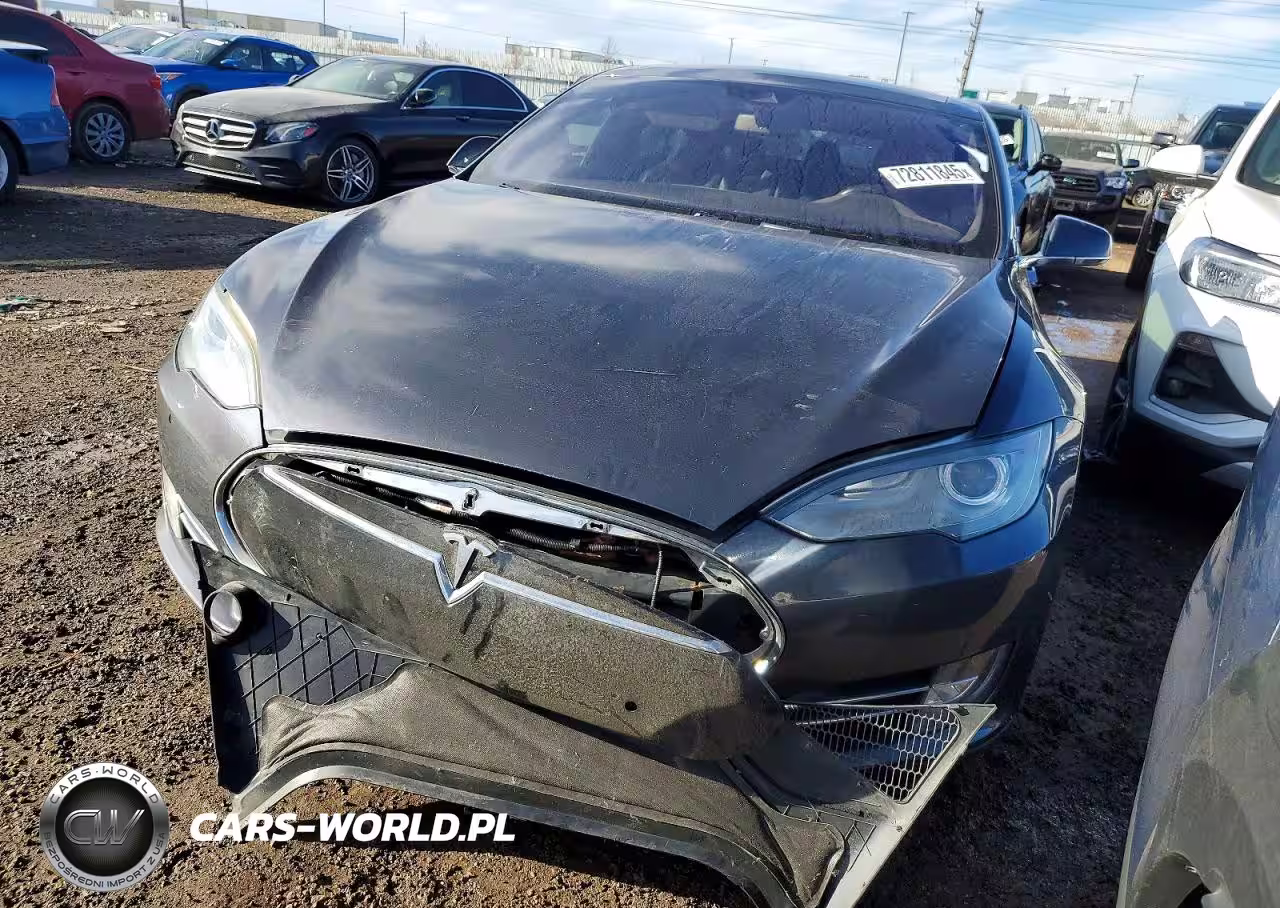 2015 Tesla Model S 85D