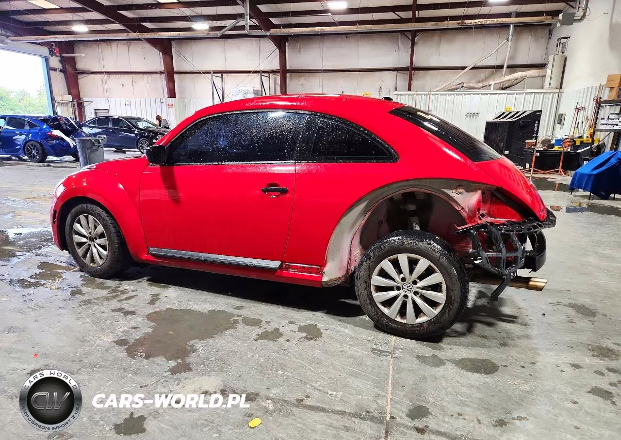 2014 Volkswagen Beetle VIN:3VWF17AT8EM638118 - 2