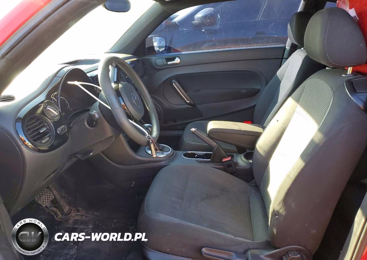 2014 Volkswagen Beetle VIN:3VWF17AT8EM638118 - 7