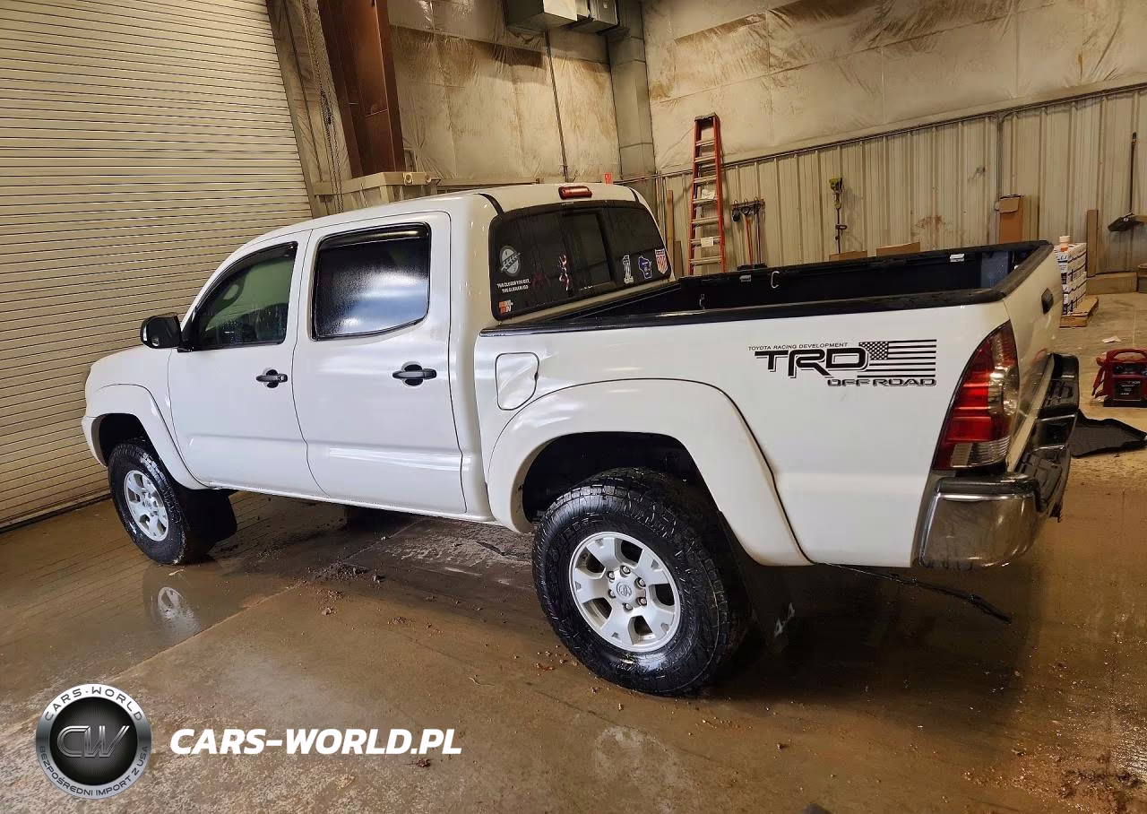 2013 Toyota Tacoma V6 VIN:5TFLU4EN9DX072423 - 2