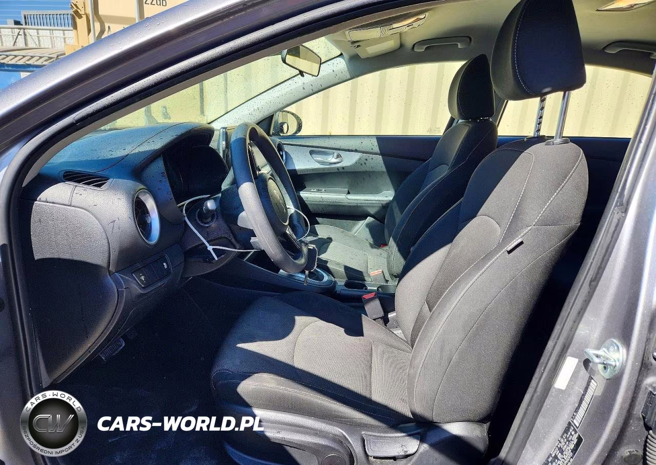 2023 Kia Forte Lxs VIN:3KPF24AD7PE629723 - 7