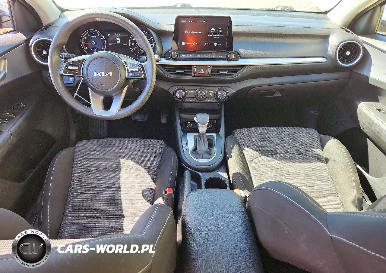 2023 Kia Forte Lxs VIN:3KPF24AD7PE629723 - 8