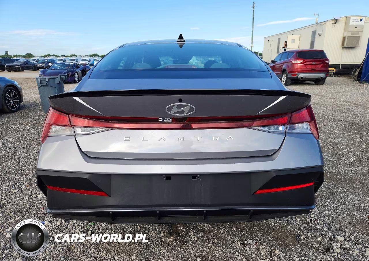 2026 Hyundai Elantra Sel Sport VIN:KMHLM4DG2TU134064 - 6