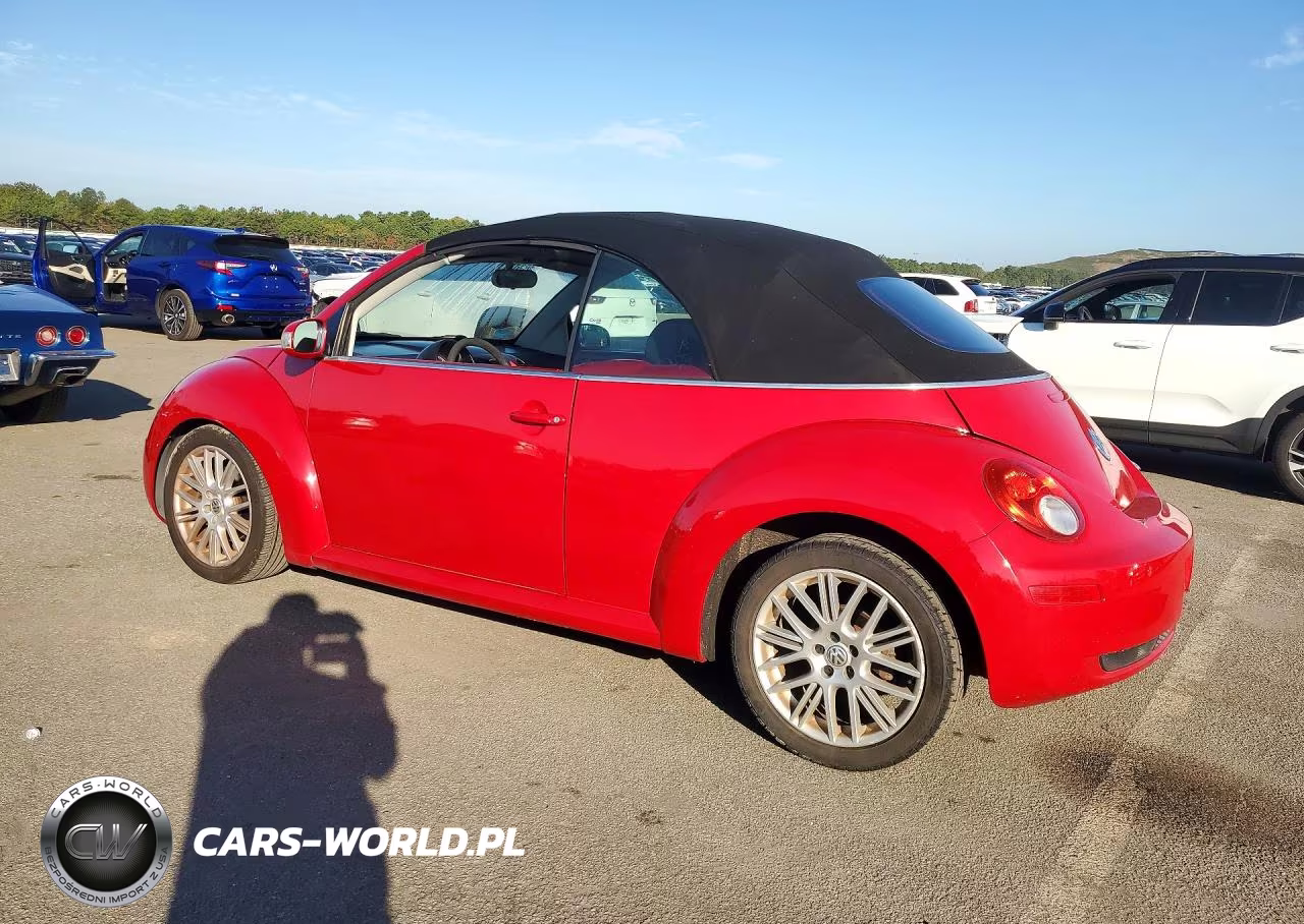 2007 Volkswagen Beetle VIN:3VWRG31Y47M421247 - 2