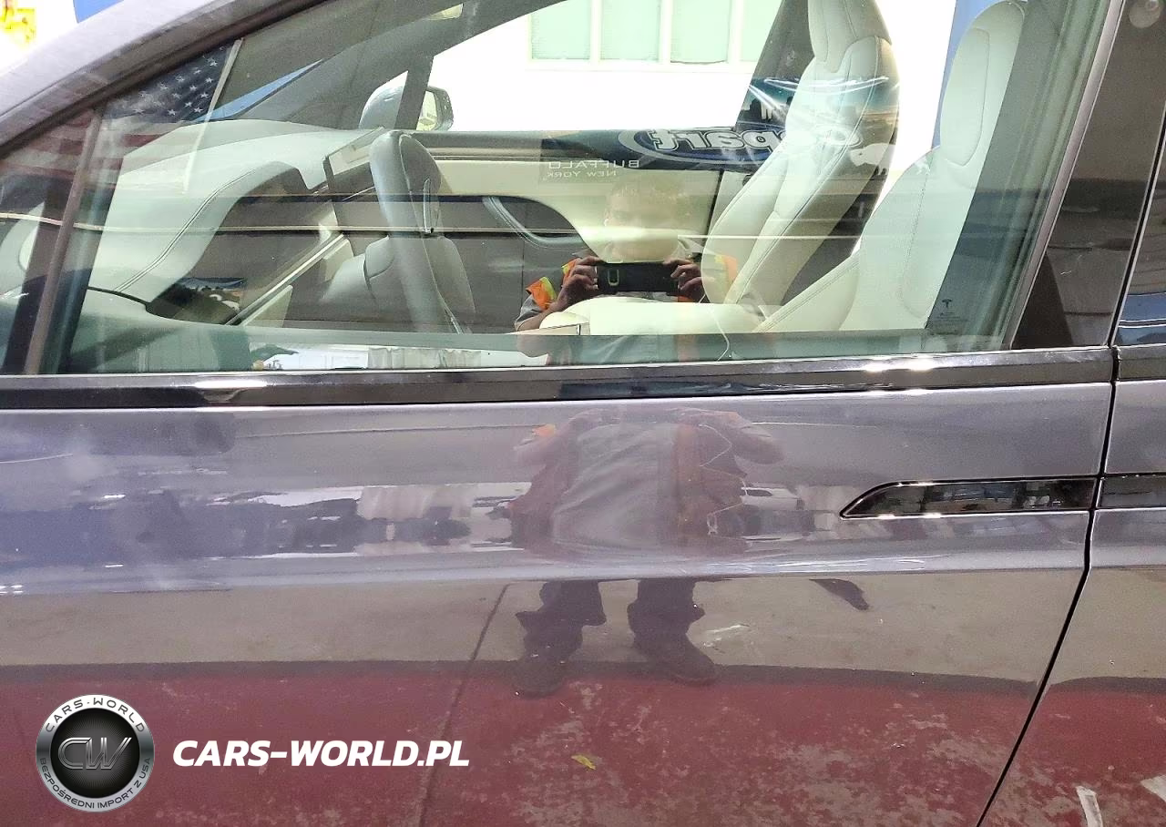 2022 Tesla Model X VIN:7SAXCAE58NF356756 - 7