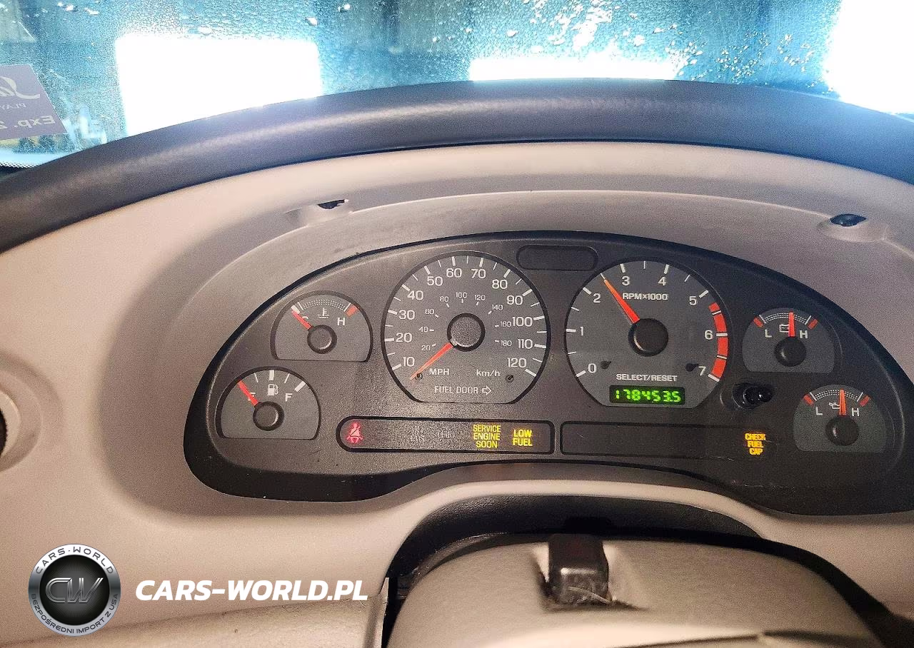 2004 Ford Mustang VIN:1FAFP40654F143360 - 9
