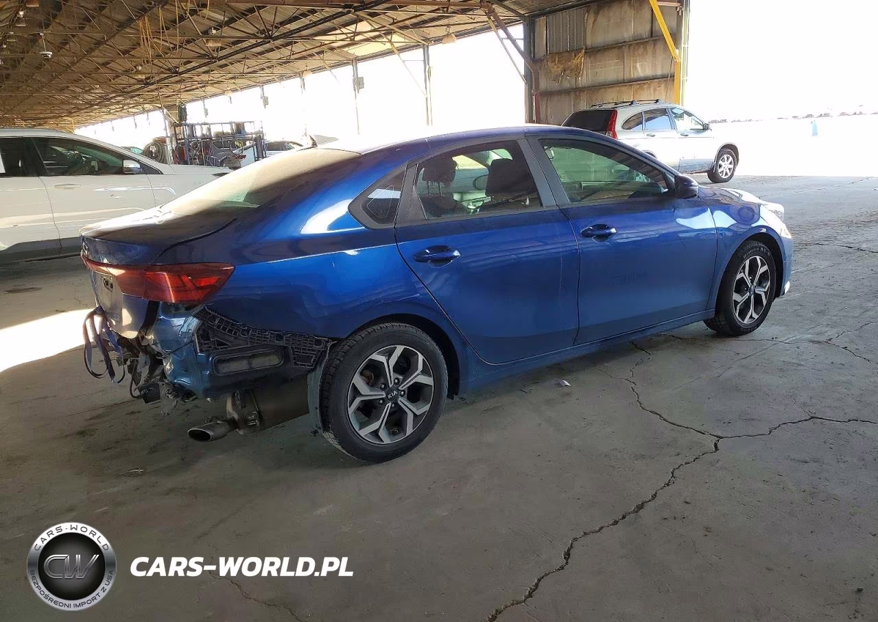 2020 Kia Forte Fe VIN:3KPF24AD4LE228138 - 3