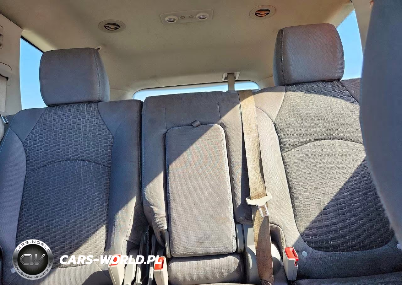 2017 Chevrolet Traverse Ls VIN:1GNKRFED5HJ197290 - 10