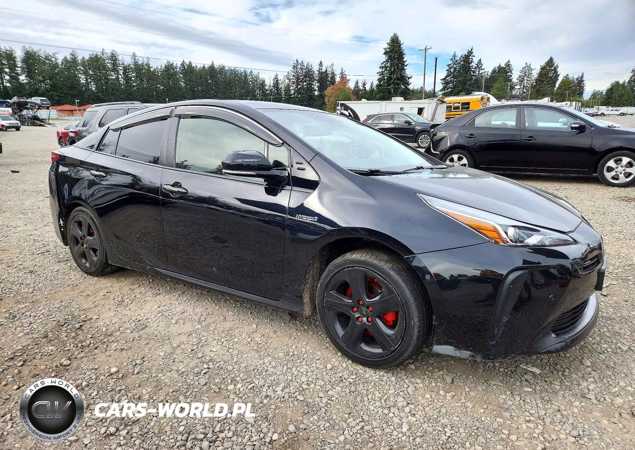 2020 Toyota Prius Xle VIN:JTDKARFU0L3116337 - 4