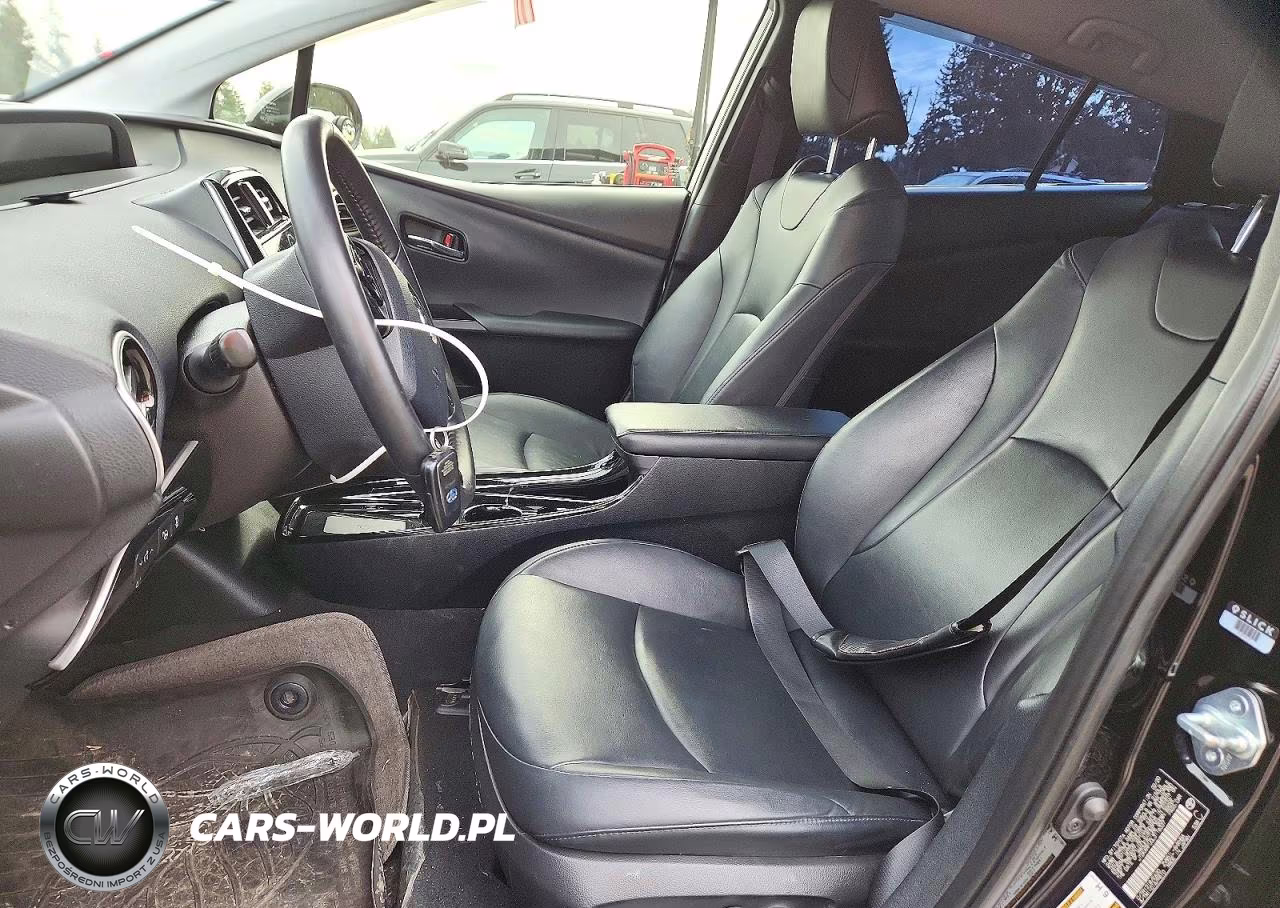 2020 Toyota Prius Xle VIN:JTDKARFU0L3116337 - 7