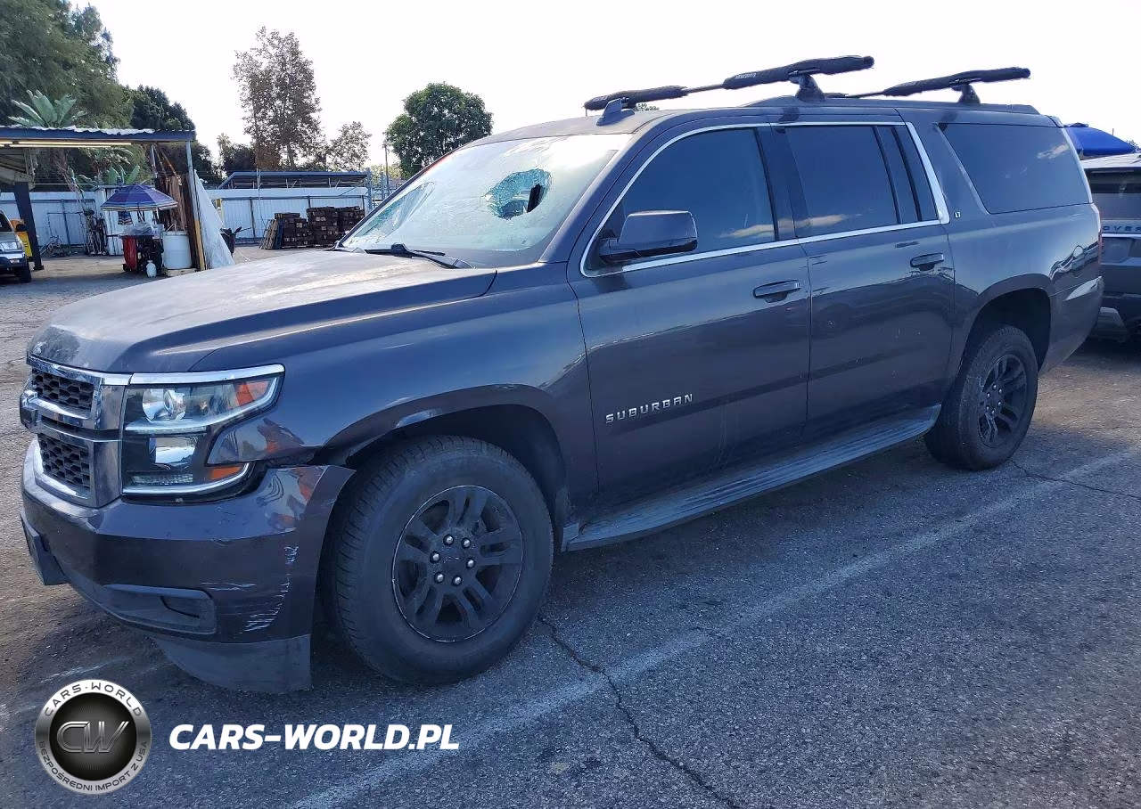 2017 Chevrolet Suburban C1500 Lt VIN:1GNSCHKC3HR153623 - 1