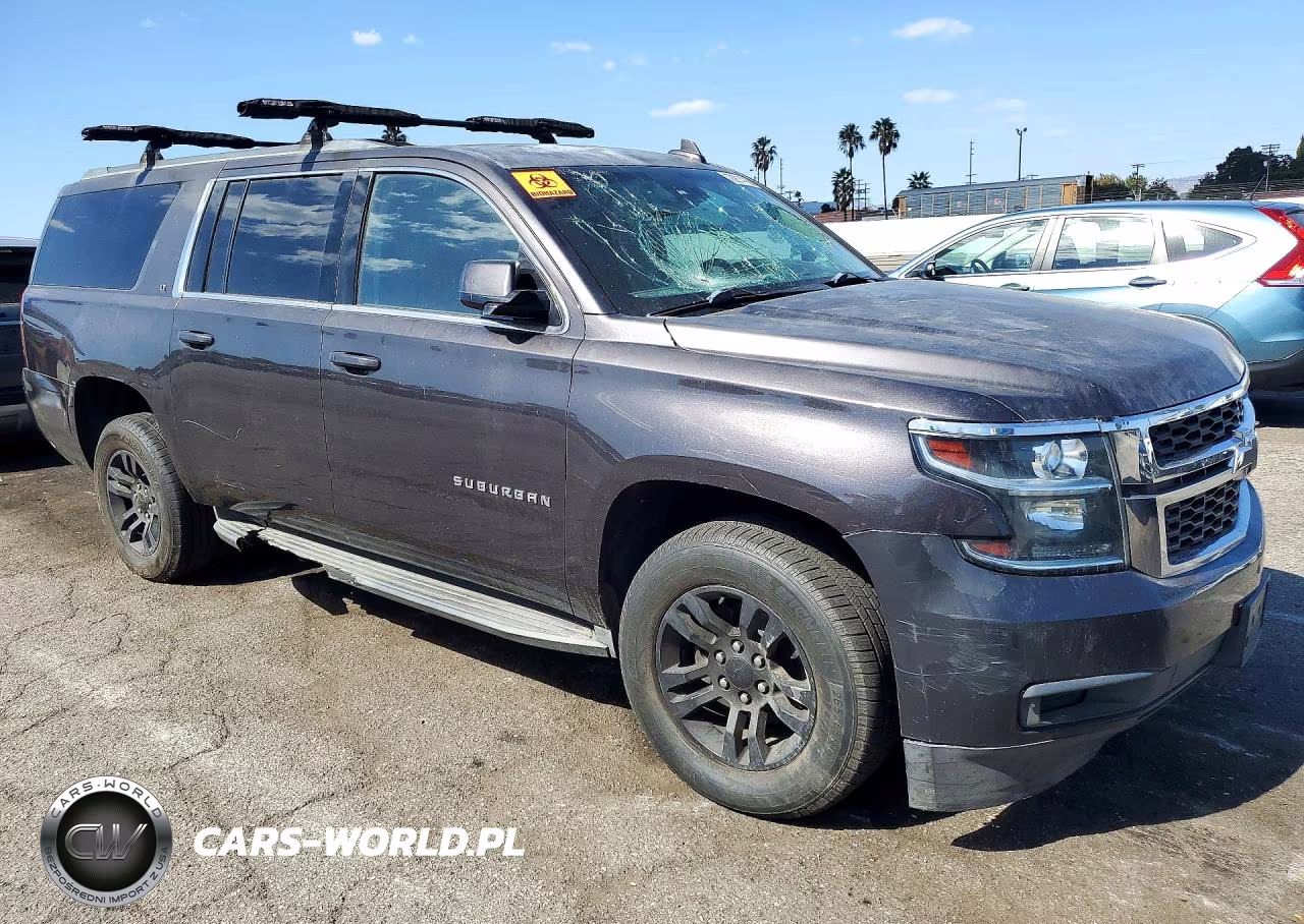 2017 Chevrolet Suburban C1500 Lt VIN:1GNSCHKC3HR153623 - 4