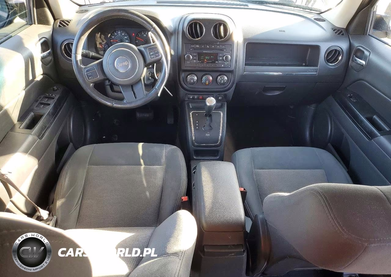 2013 Jeep Patriot Latitude VIN:1C4NJPFB2DD223126 - 8