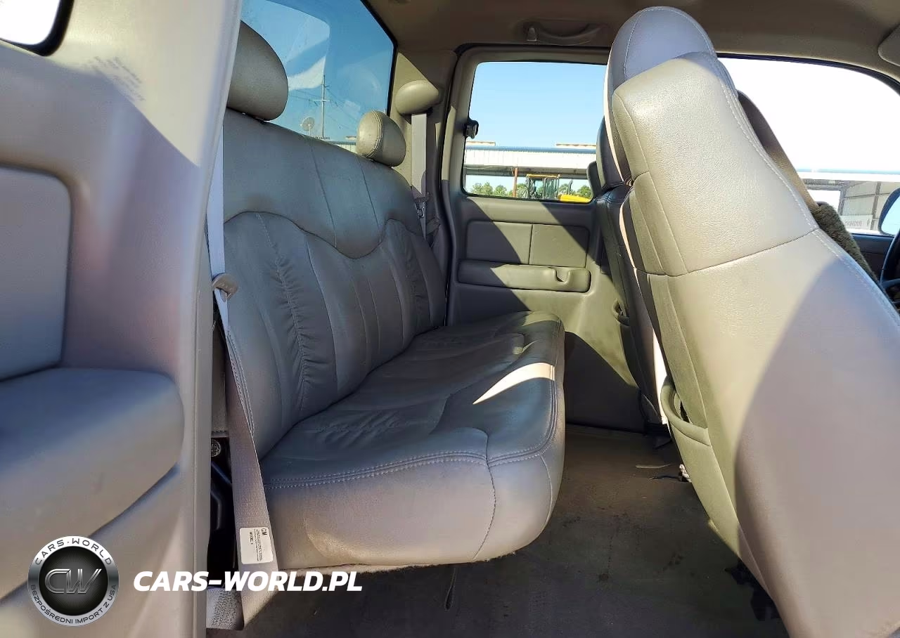 2000 Chevrolet Silverado K1500 VIN:1GCEK19T8YZ325070 - 10
