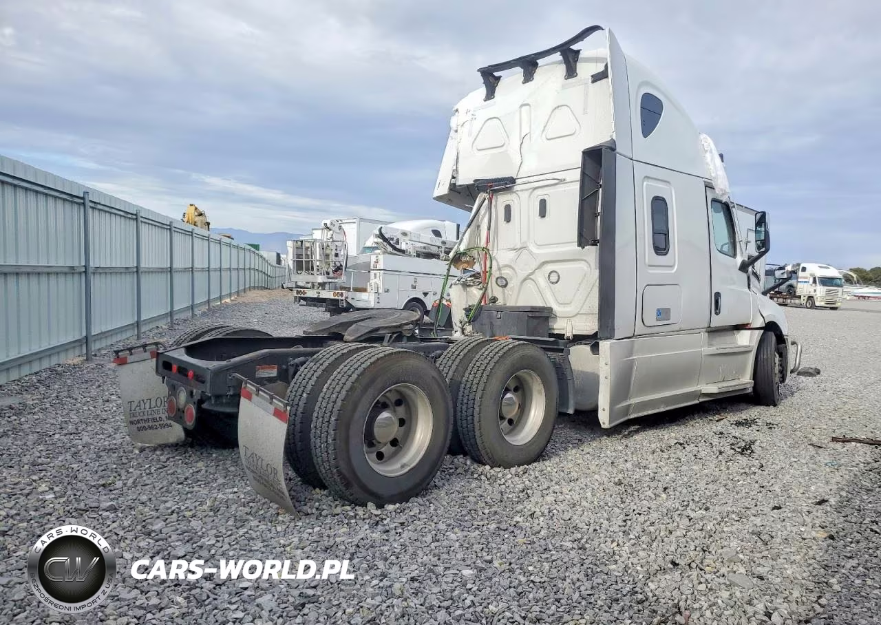 2025 Freightliner Cascadia 126 Semi Truck VIN:3AKJHHDR2SSVS5581 - 4
