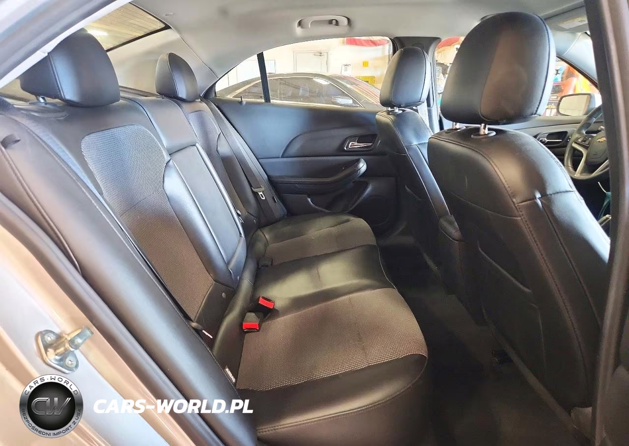 2015 Chevrolet Malibu 1Lt VIN:1G11C5SL3FU118599 - 10