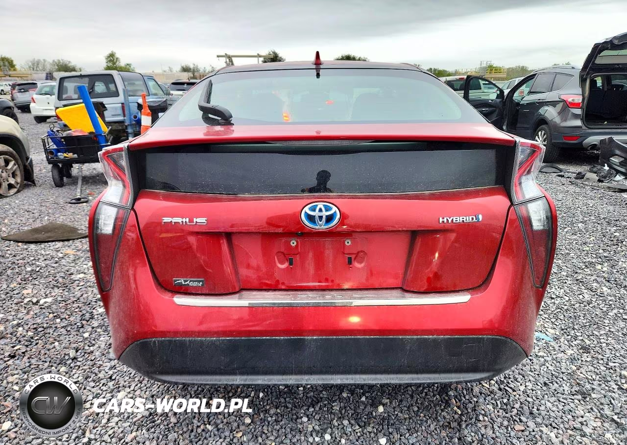 2017 Toyota Prius Four VIN:JTDKARFU3H3529120 - 6