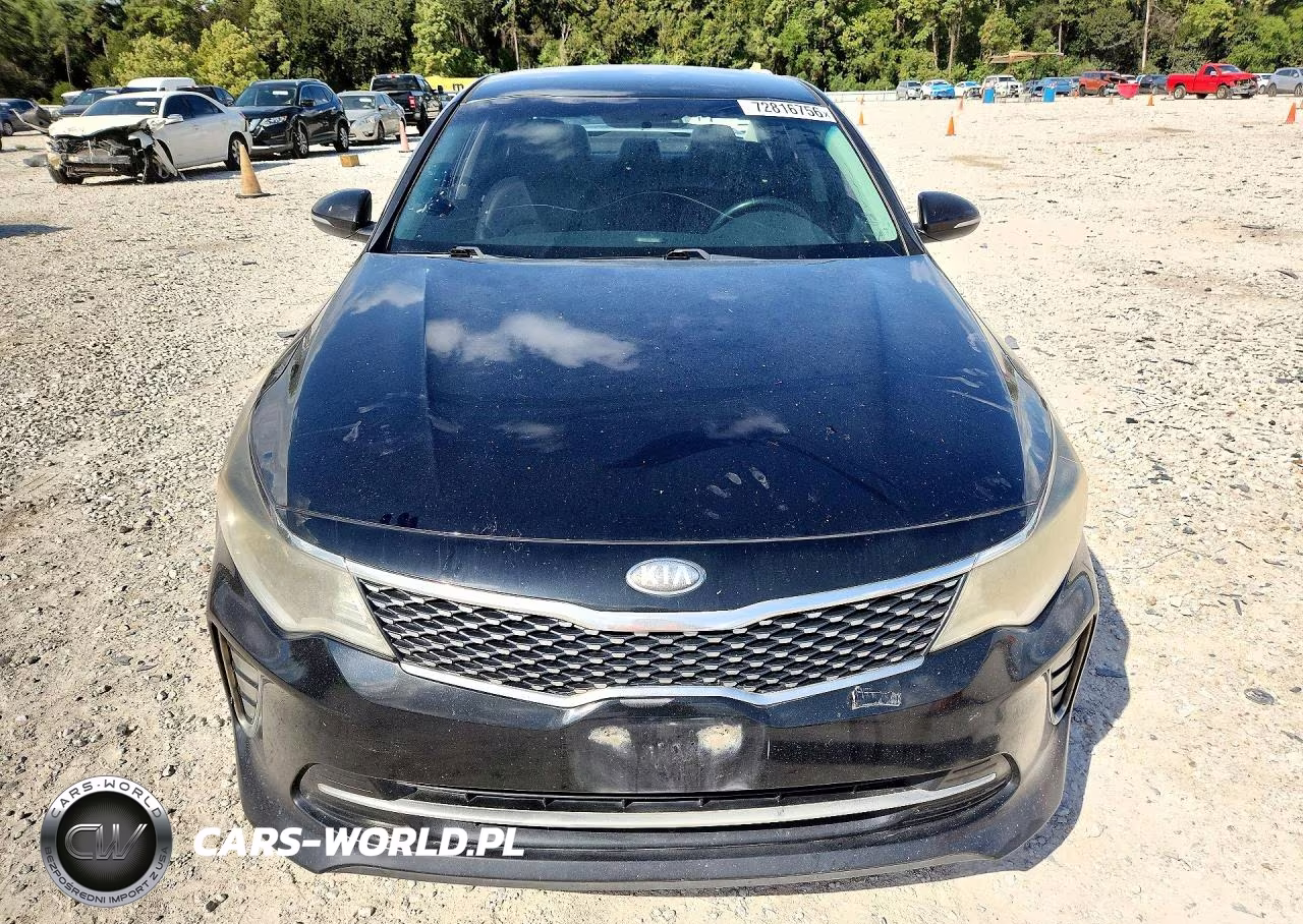 2018 Kia Optima S VIN:5XXGT4L37JG205382 - 5