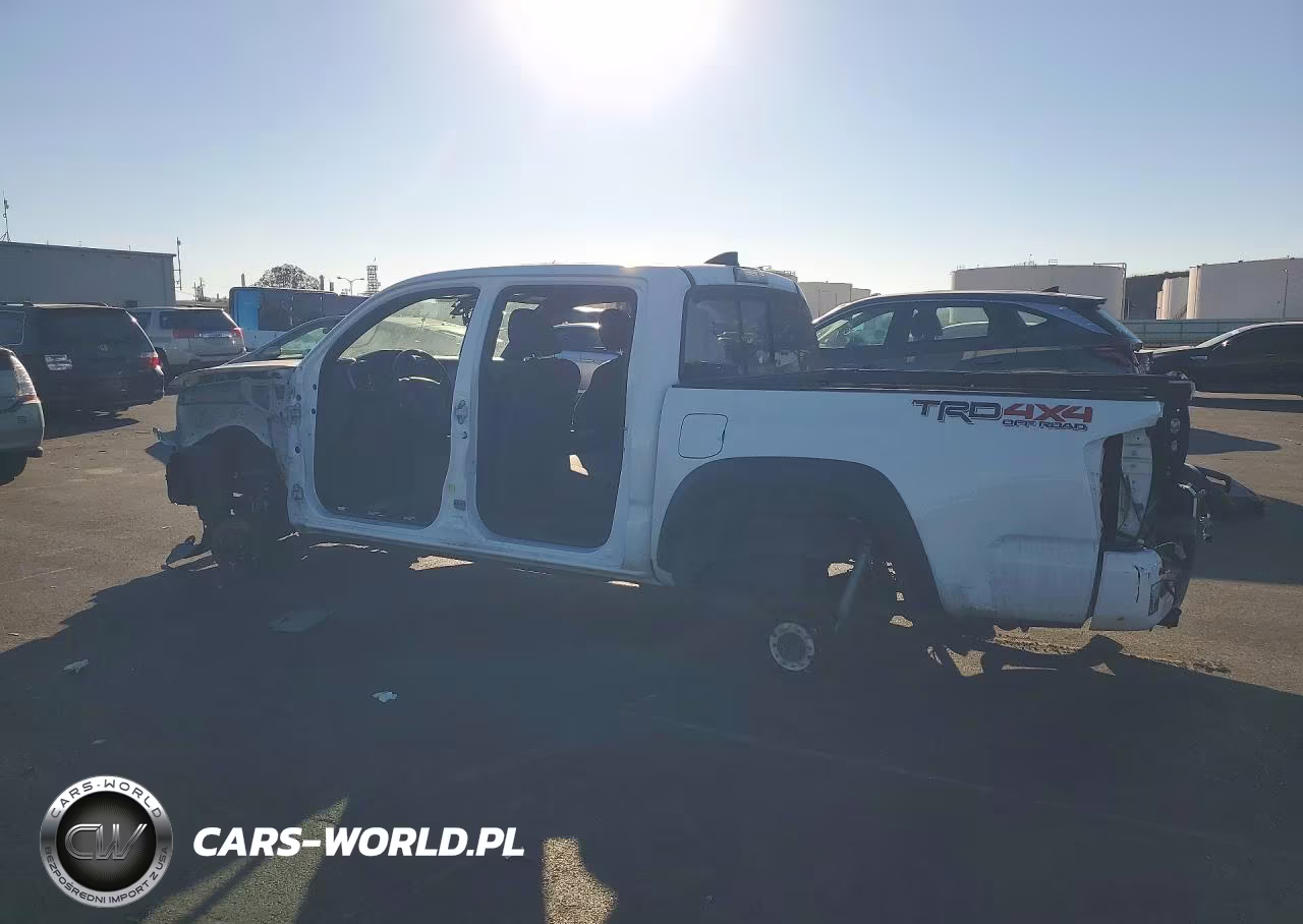 2018 Toyota Tacoma Trd Off-Road VIN:3TMCZ5AN4JM180771 - 2