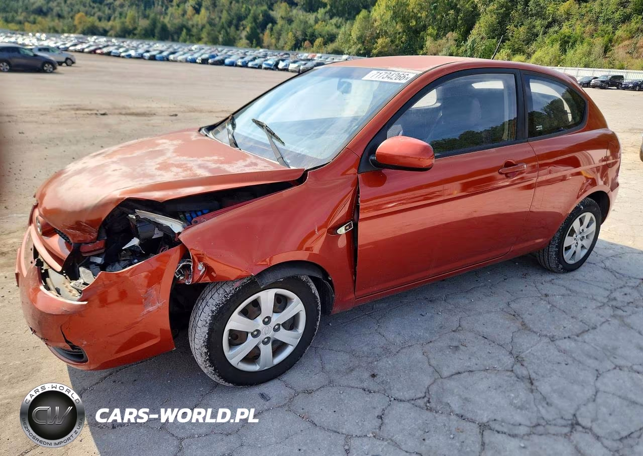 2010 Hyundai Accent Gs VIN:KMHCM3AC7AU152469 - 1