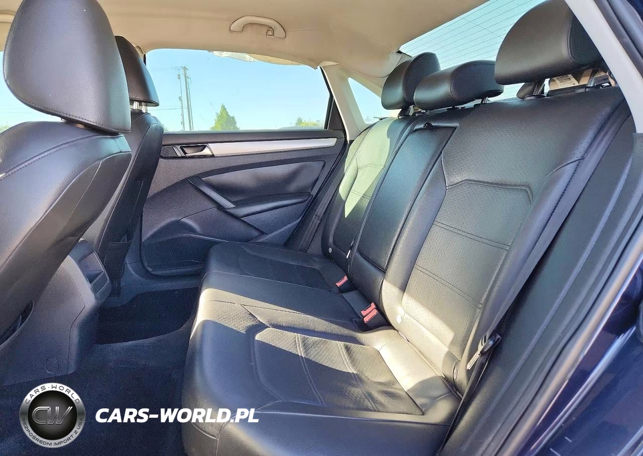 2012 Volkswagen Passat Se VIN:1VWBP7A33CC091898 - 10