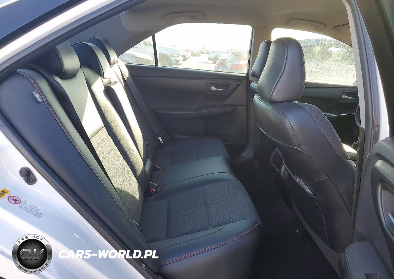2016 Toyota Camry Se VIN:4T1BF1FK6GU500975 - 10