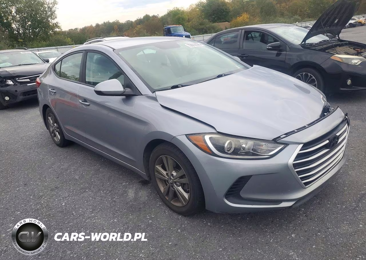 2017 Hyundai Elantra Se VIN:5NPD84LF4HH106192 - 4