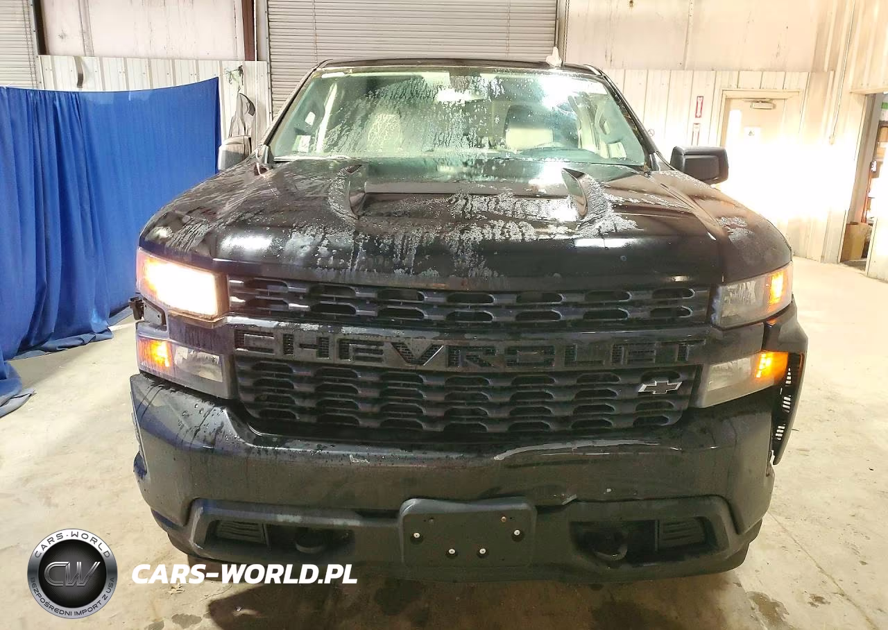 2021 Chevrolet Silverado K1500 Custom VIN:1GCRYBEK9MZ146372 - 5