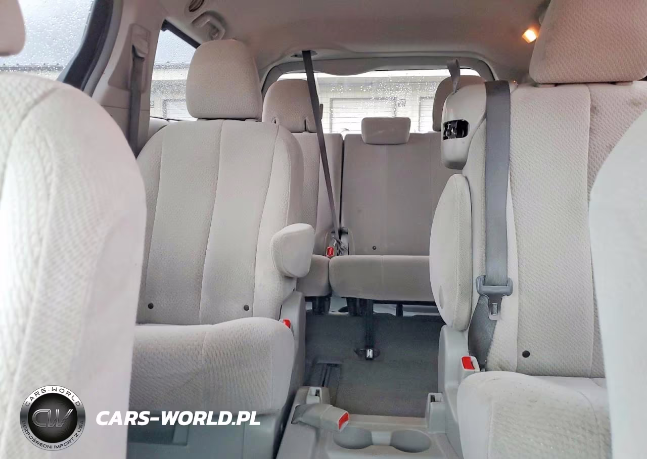 2014 Toyota Sienna Le VIN:5TDKK3DC6ES450393 - 10