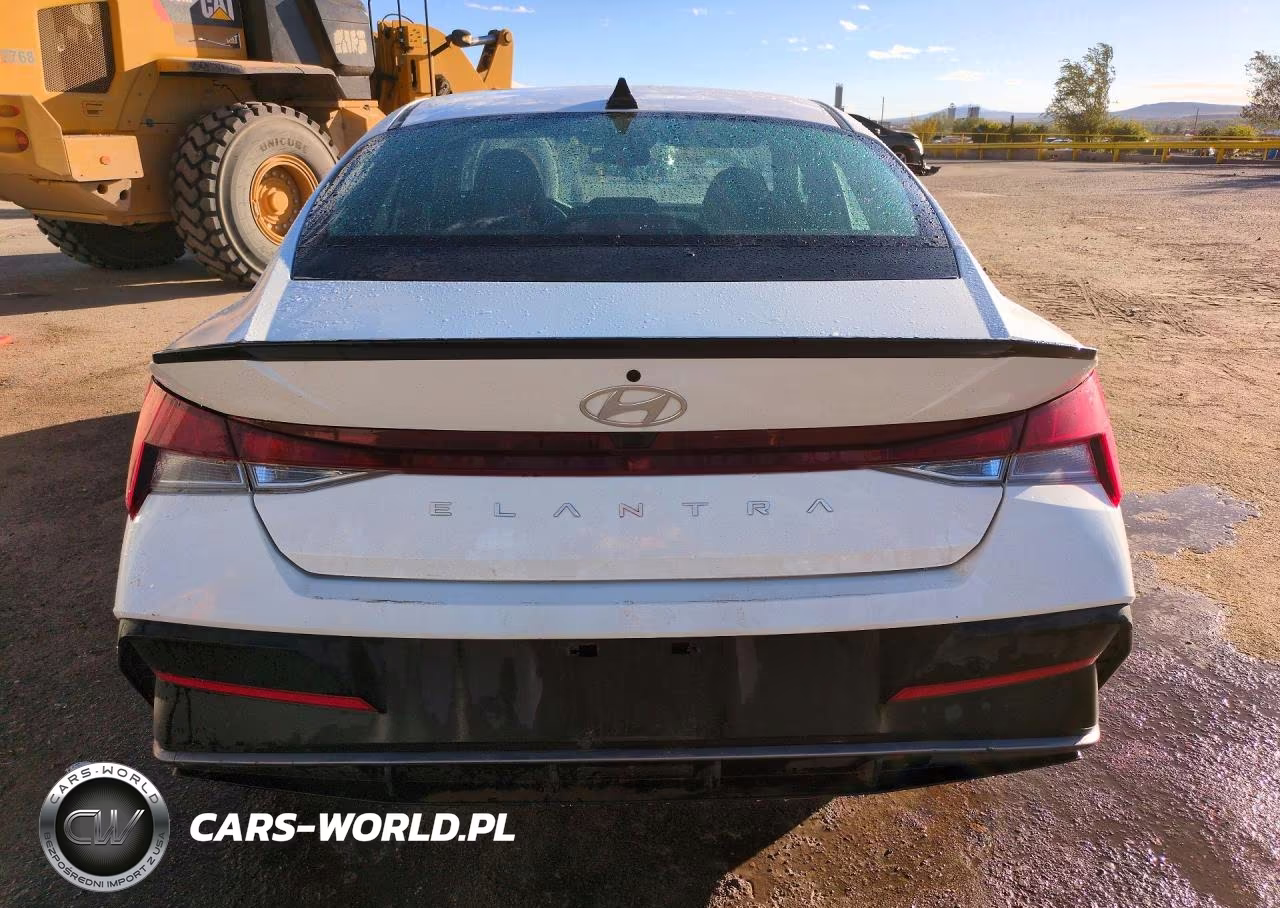 2026 Hyundai Elantra Sel Sport VIN:KMHLM4DG2TU237436 - 6