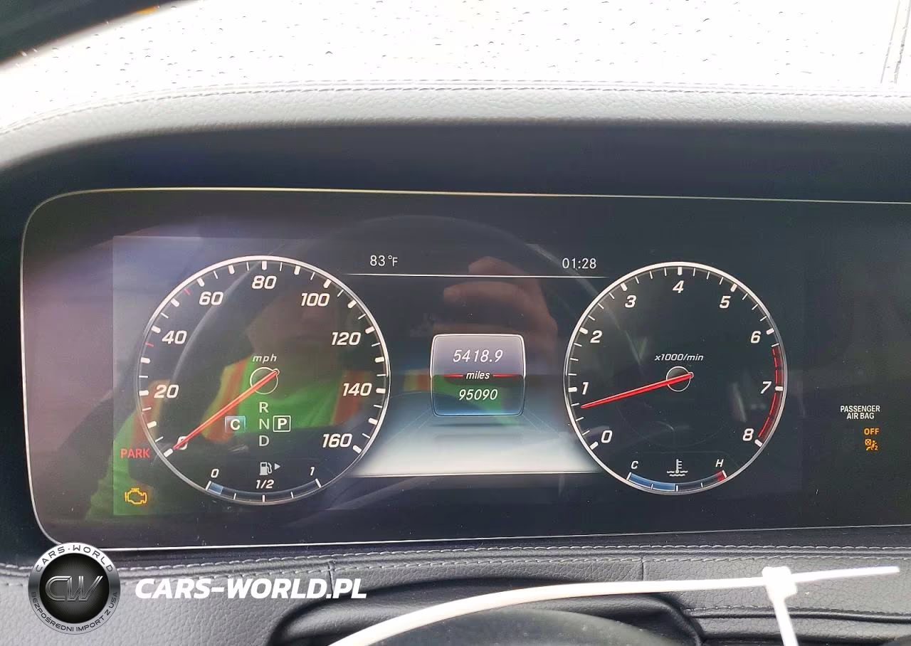 2019 Mercedes-Benz S 560 4Matic VIN:WDDUG8GBXKA429362 - 9