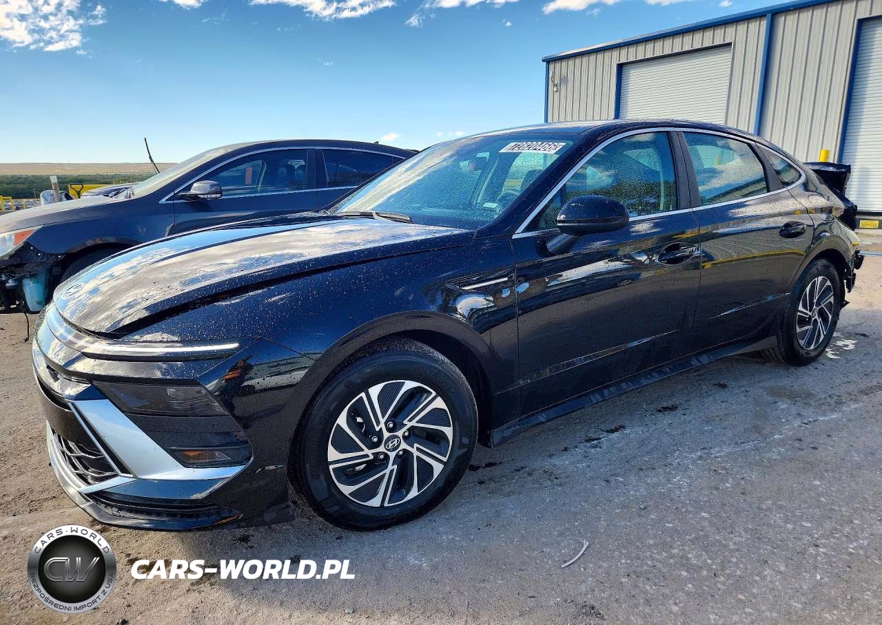 2026 Hyundai Sonata Hybrid Blue