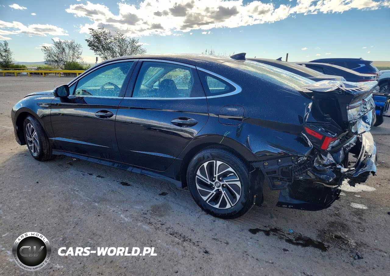 2026 Hyundai Sonata Hybrid Blue VIN:KMHL24JJ4TA165341 - 2