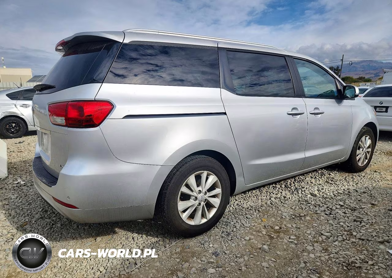 2015 Kia Sedona Lx VIN:KNDMB5C13F6023517 - 3