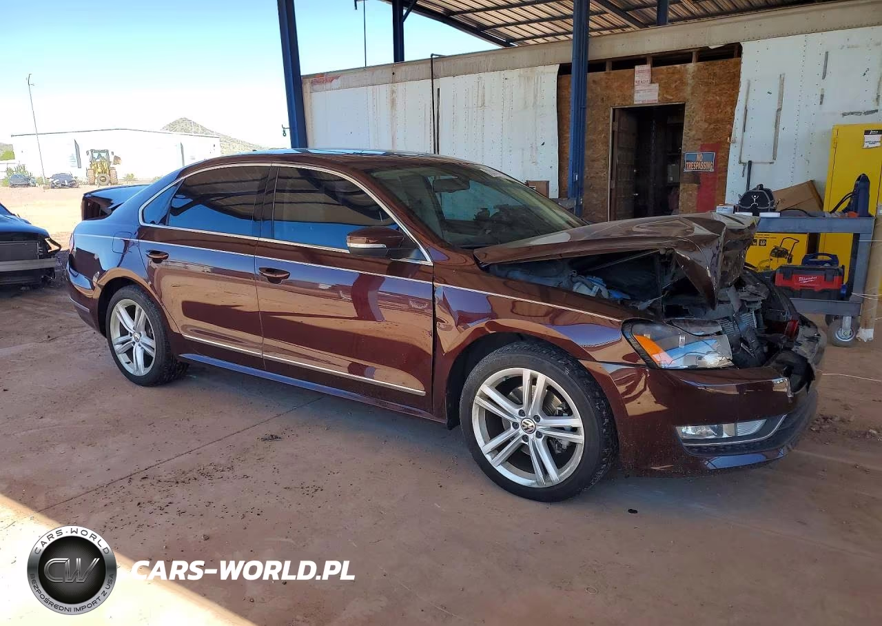 2014 Volkswagen Passat Sel VIN:1VWCN7A31EC094778 - 4