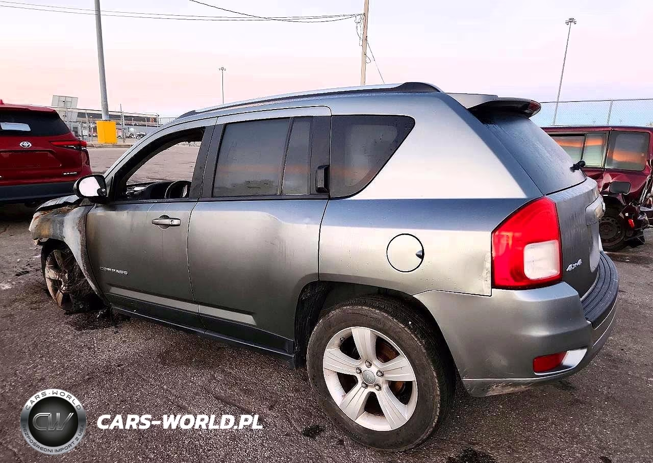 2012 Jeep Compass Latitude VIN:1C4NJDEB0CD604813 - 2