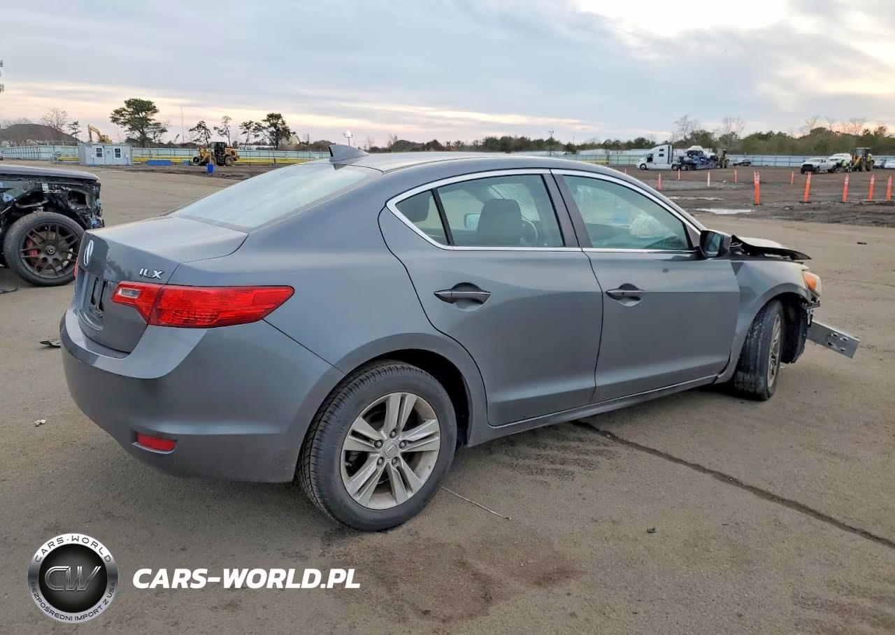 2013 Acura Ilx 20 VIN:19VDE1F33DE004107 - 3
