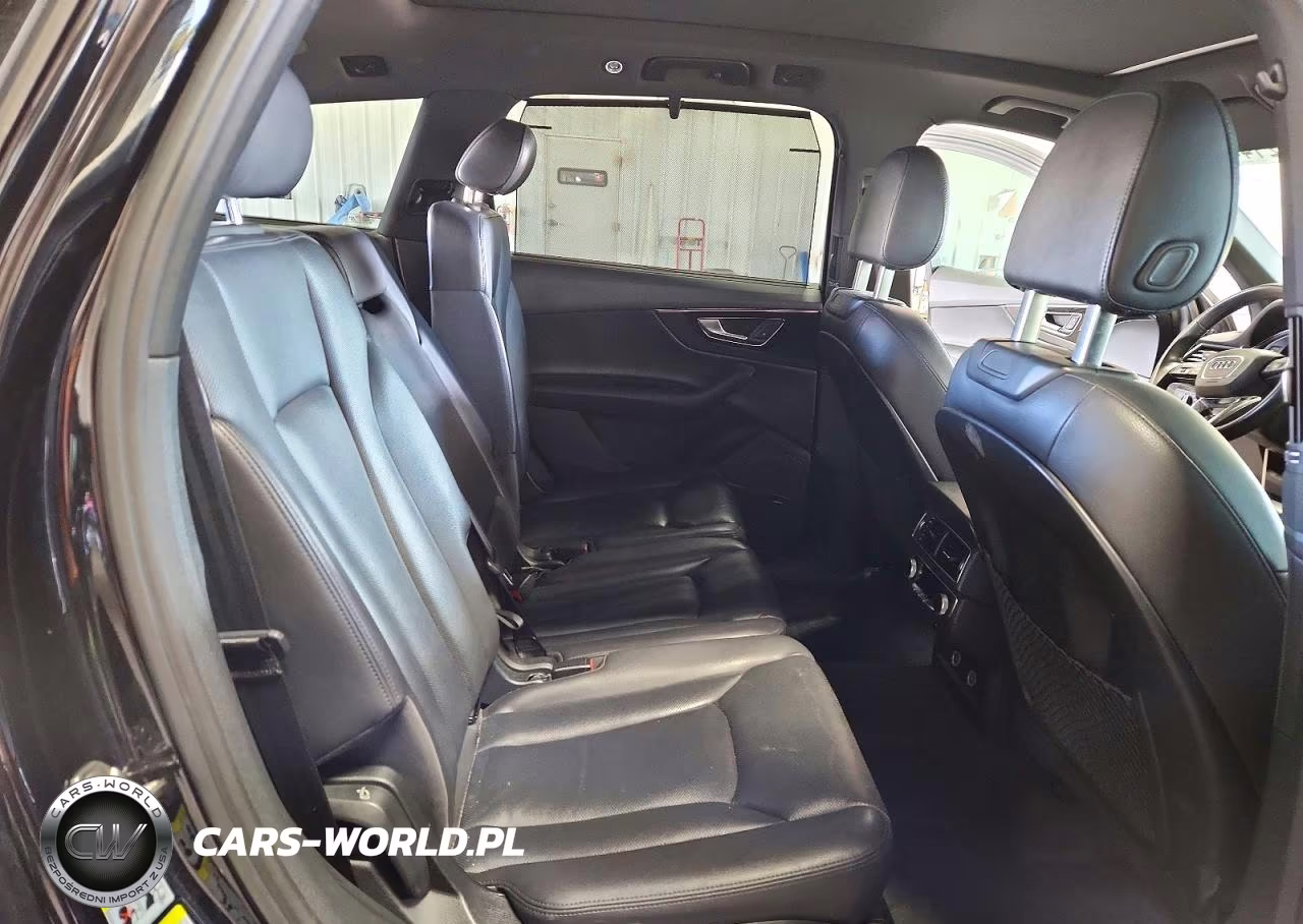 2018 Audi Q7 Prestige VIN:WA1VAAF73JD024195 - 11