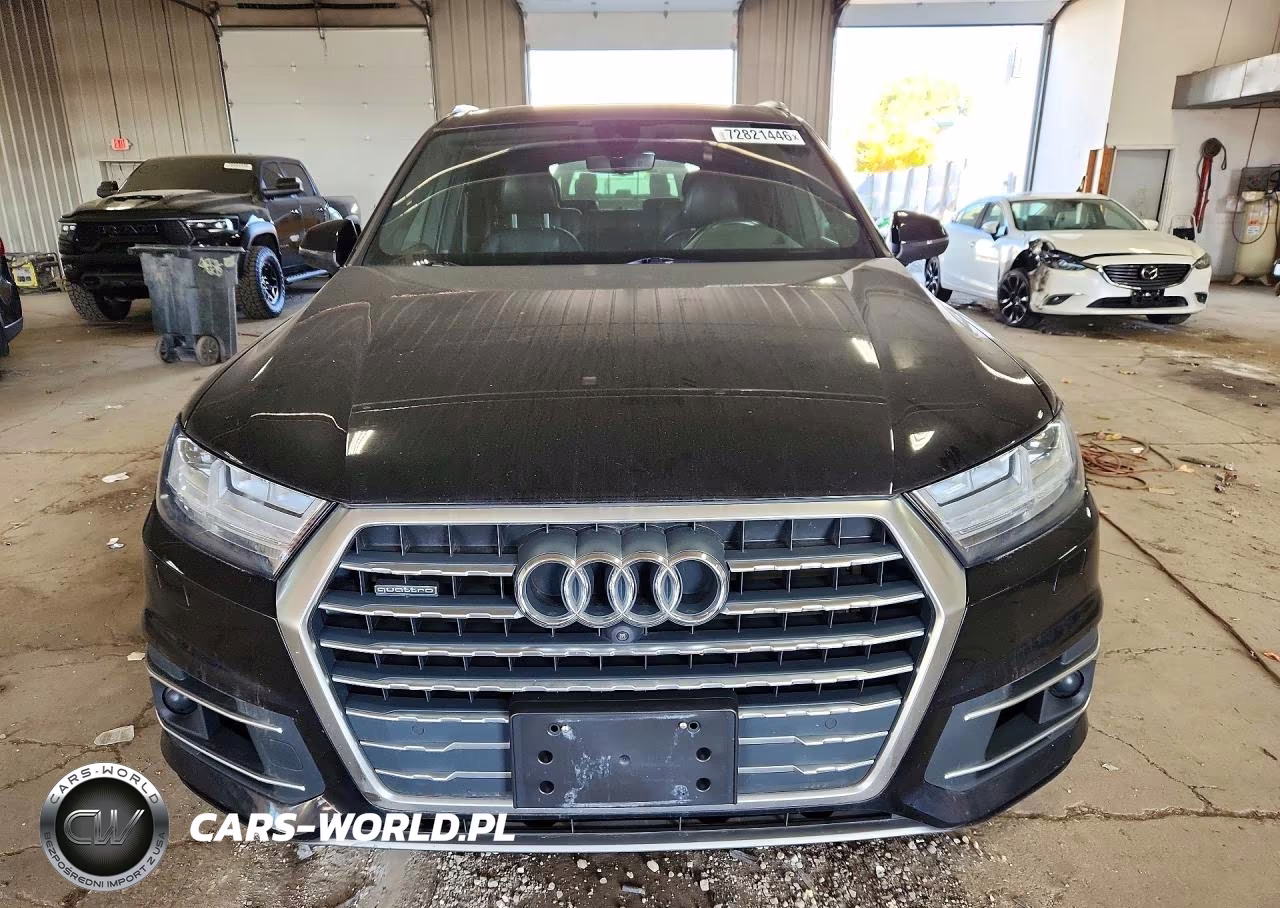 2018 Audi Q7 Prestige VIN:WA1VAAF73JD024195 - 5