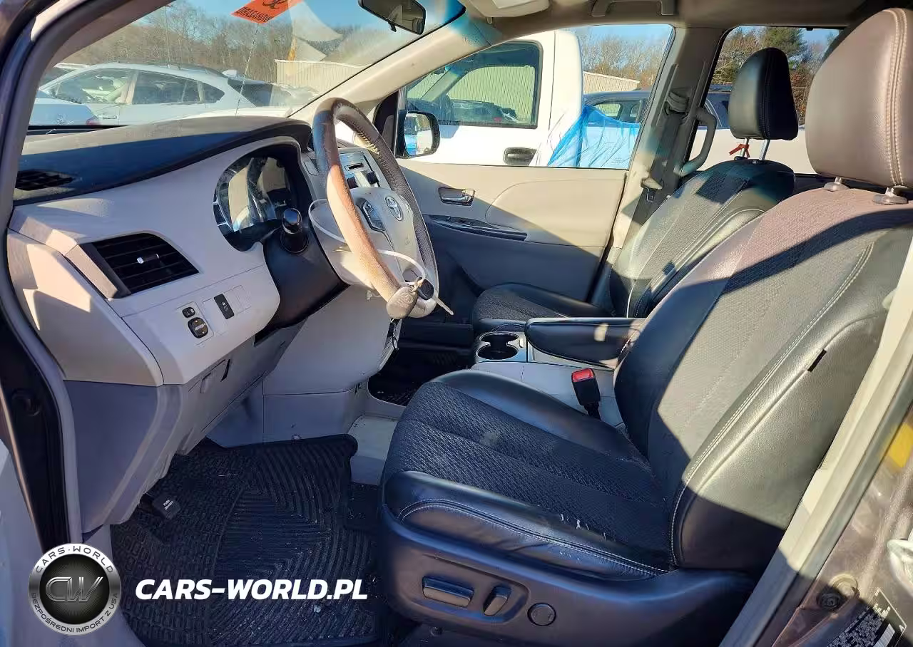 2011 Toyota Sienna Sport VIN:5TDXK3DC5BS105194 - 7