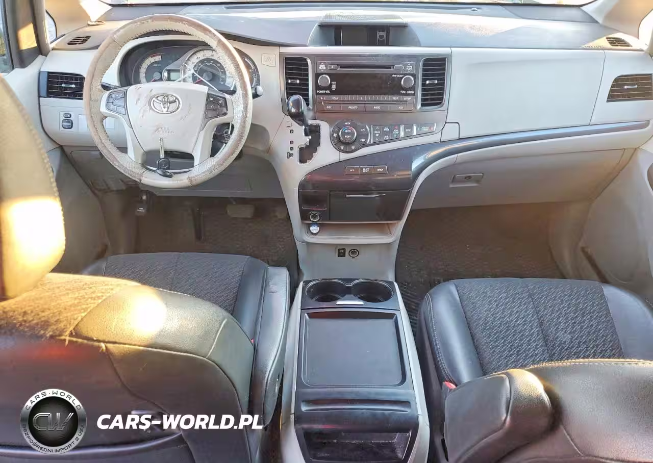 2011 Toyota Sienna Sport VIN:5TDXK3DC5BS105194 - 8