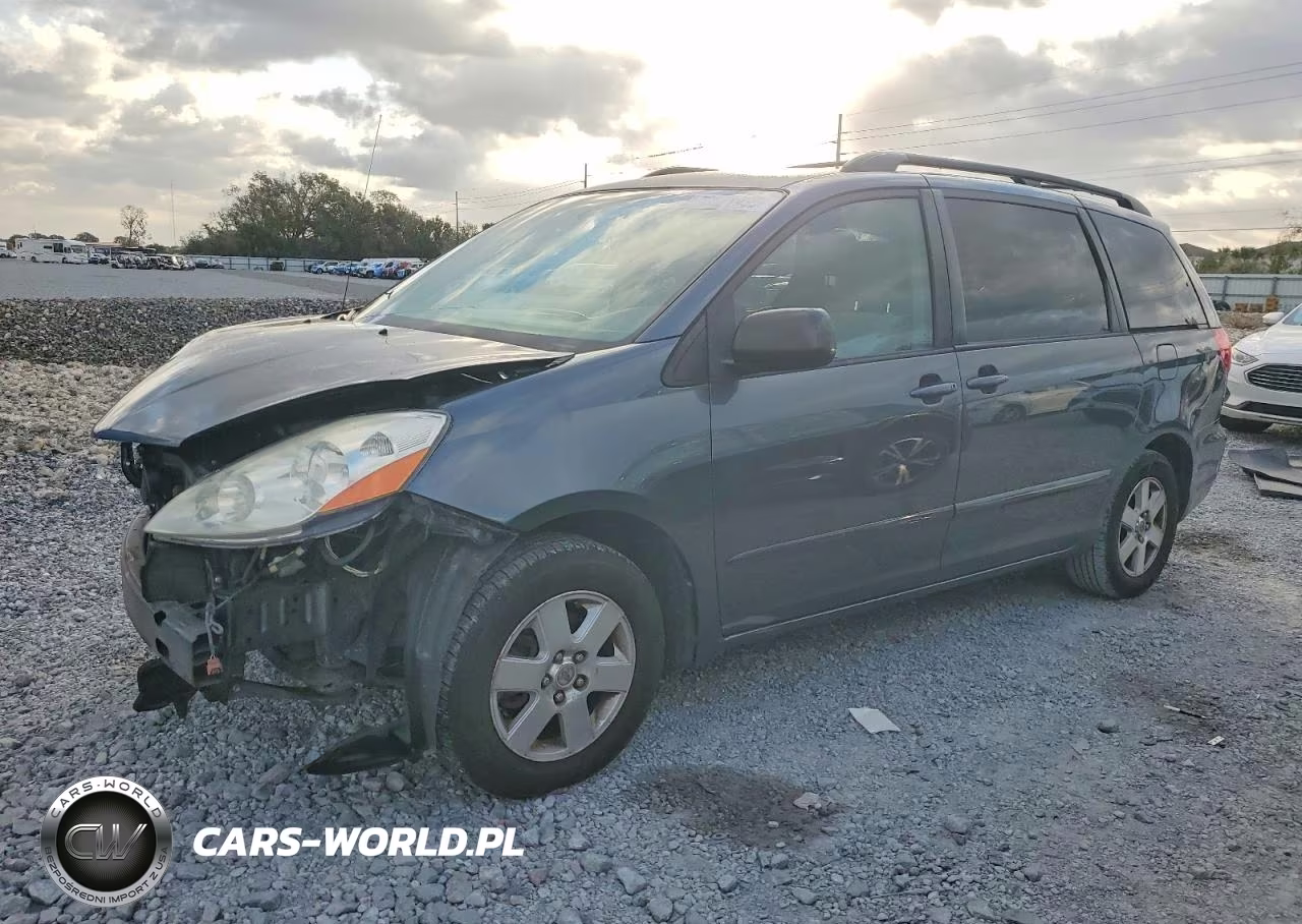 2010 Toyota Sienna Ce