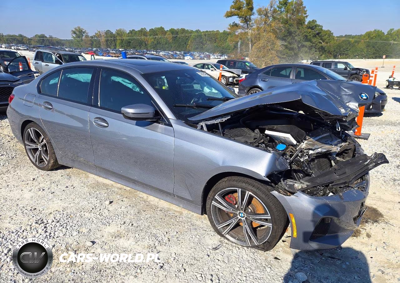 2023 BMW 330I VIN:3MW69FF03P8C92332 - 4