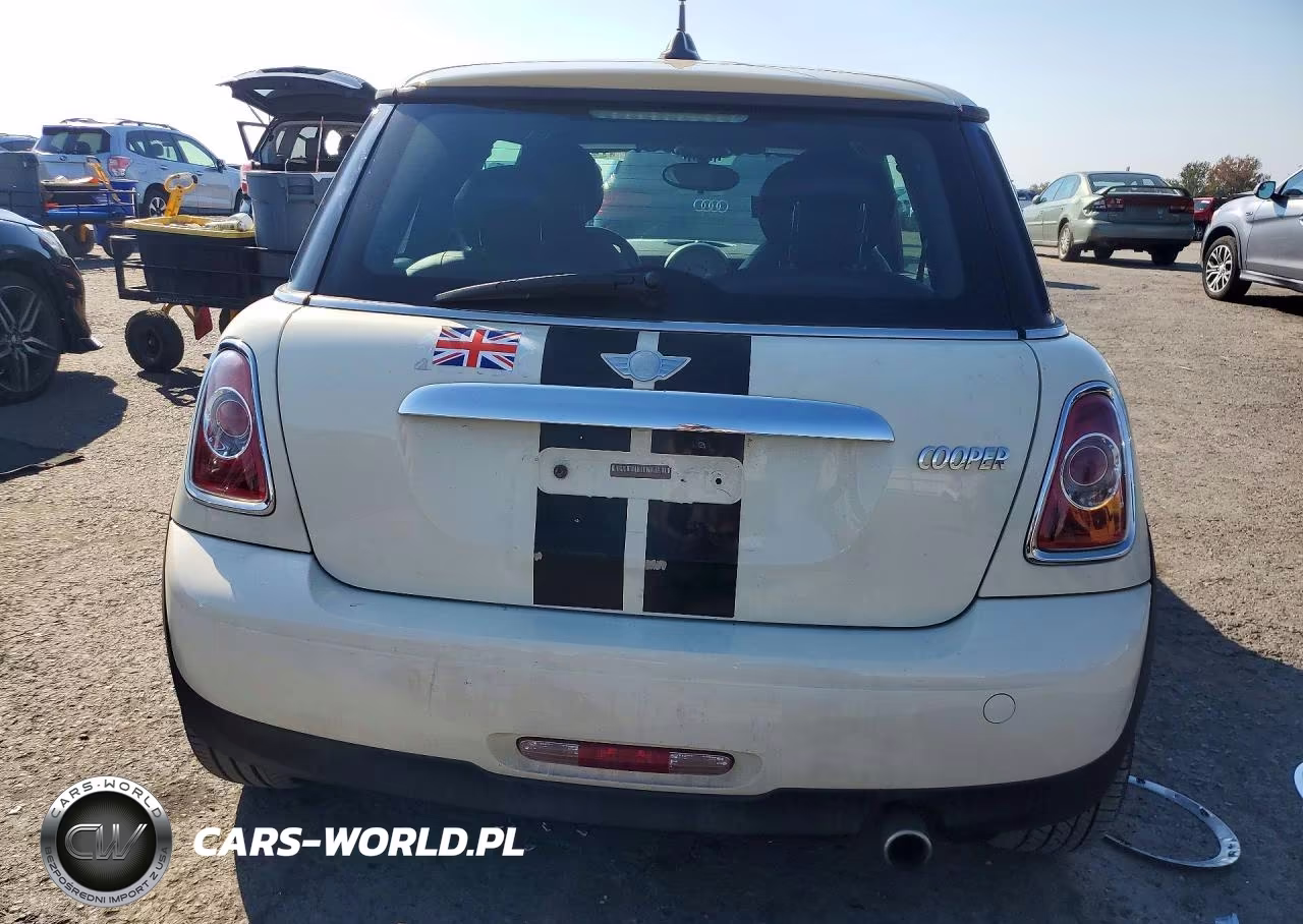 2013 Mini Cooper VIN:WMWSU3C55DT375292 - 6